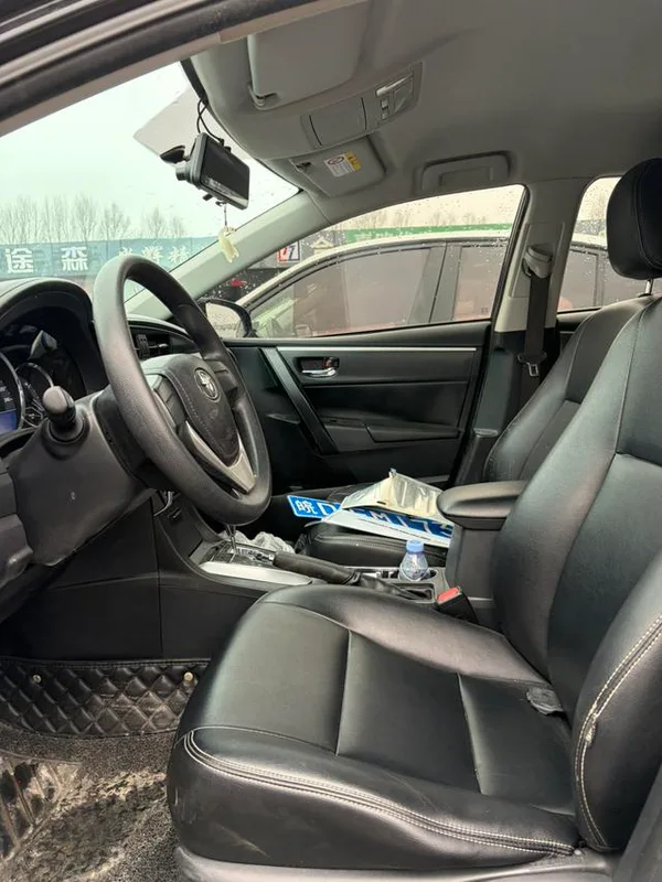 Toyota Corolla 2017 Reforma 1.2T S-CVT GL País V interior foto 7