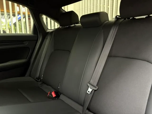 Honda Civic 2022 240TURBO CVT Combustion version interior photo 11 Honda Civic 2022 240TURBO CVT Combustion version interior photo 11