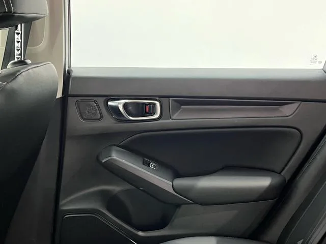 Honda Civic 2023 240TURBO CVT strength version interior photo 14 Honda Civic 2023 240TURBO CVT strength version interior photo 14