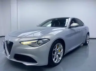 Alfa Romeo Giulia 2020 2.0T 280HP VIRTU Limited edition exterior photo 1 Alfa Romeo Giulia 2020 2.0T 280HP VIRTU Limited edition exterior photo 1