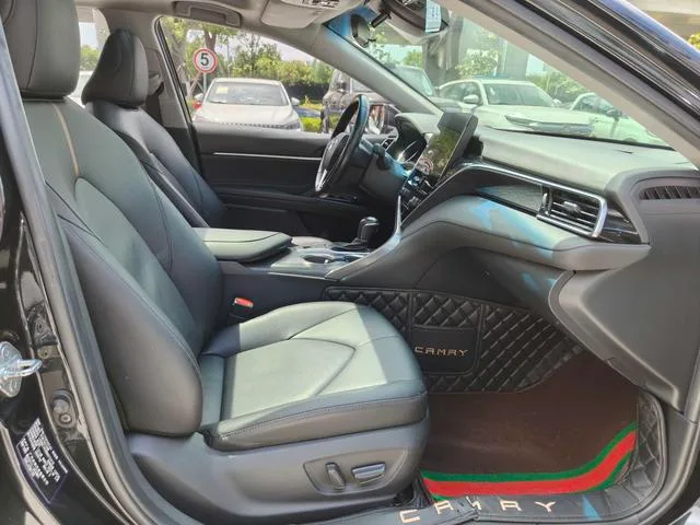 Toyota Camry 2021 2.0G Luxury Edition interior photo 12 Toyota Camry 2021 2.0G Luxury Edition interior photo 12