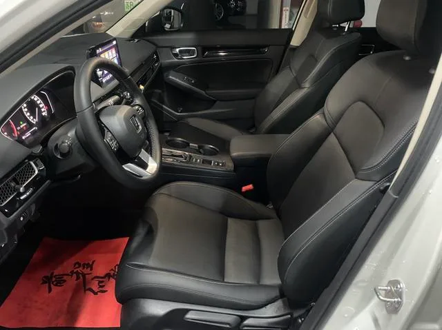 Honda Civic 2022 180TURBO CVT Shang Qing Edition interior photo 10 Honda Civic 2022 180TURBO CVT Shang Qing Edition interior photo 10