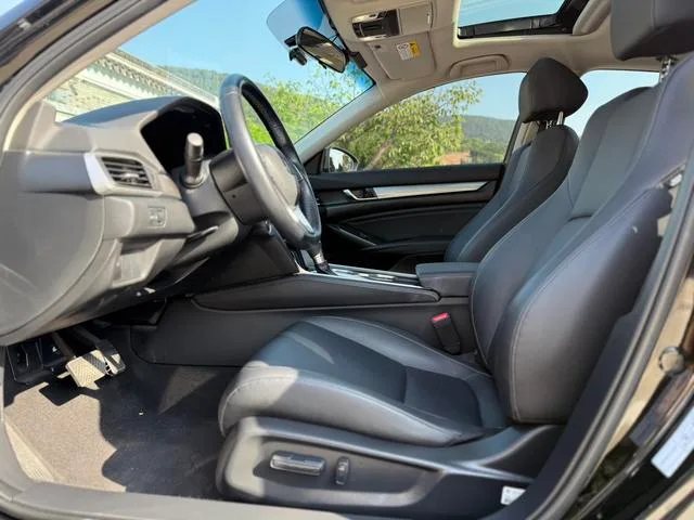 Honda Accord 2022 260TURBO Luxury Edition interior photo 7 Honda Accord 2022 260TURBO Luxury Edition interior photo 7