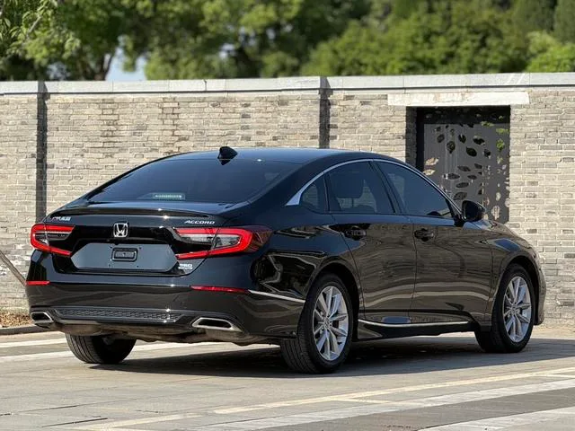 Honda Accord 2022 260TURBO Luxury Edition interior photo 11 Honda Accord 2022 260TURBO Luxury Edition interior photo 11