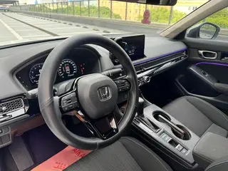 Honda Civic 2022 240TURBO CVT Version dynamique extérieur photo 5