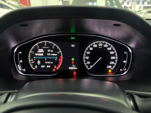 Honda Accord 2022 260TURBO Luxury Edition interior photo 11