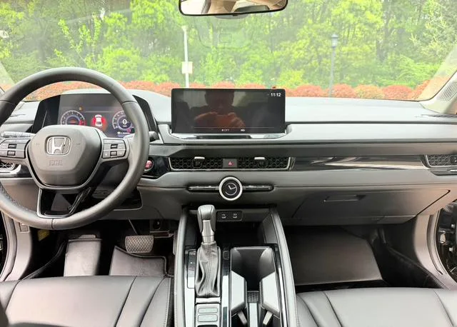 Honda Inspire 2025 260TURBO Elite Edition interior photo 9 Honda Inspire 2025 260TURBO Elite Edition interior photo 9