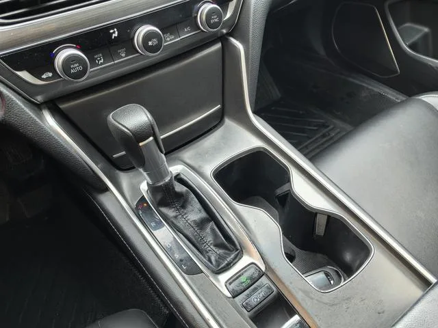Honda Accord 2022 260TURBO Luxury Edition interior photo 11 Honda Accord 2022 260TURBO Luxury Edition interior photo 11