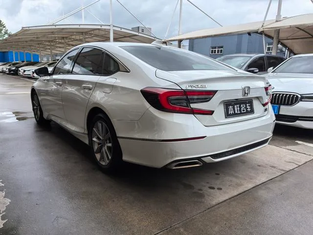Honda Accord 2022 260TURBO Luxury Edition interior photo 15 Honda Accord 2022 260TURBO Luxury Edition interior photo 15