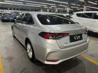 Toyota Corolla 2021 1.2T S-CVT Version d'élite intérieur photo 6 Toyota Corolla 2021 1.2T S-CVT Version d'élite intérieur photo 6