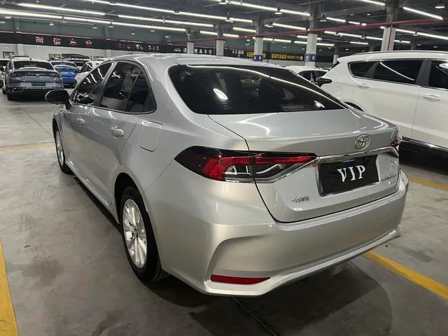 Toyota Corolla 2021 1.2T S-CVT Version d'élite intérieur photo 6 Toyota Corolla 2021 1.2T S-CVT Version d'élite intérieur photo 6