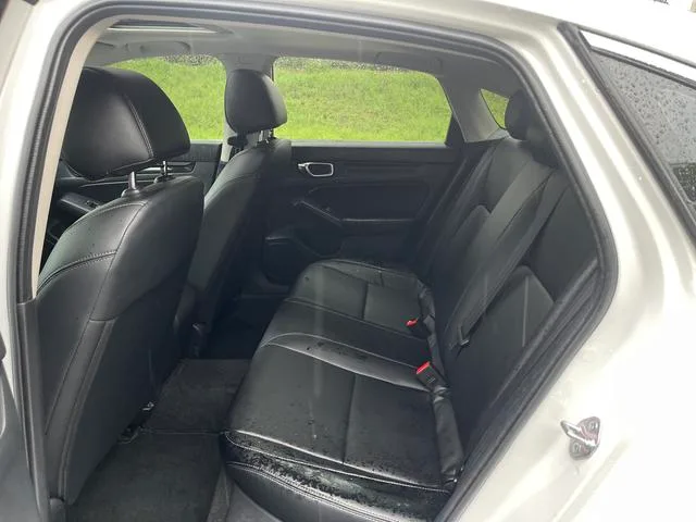 Honda Civic 2022 240TURBO CVT Dynamic Edition interior photo 12 Honda Civic 2022 240TURBO CVT Dynamic Edition interior photo 12
