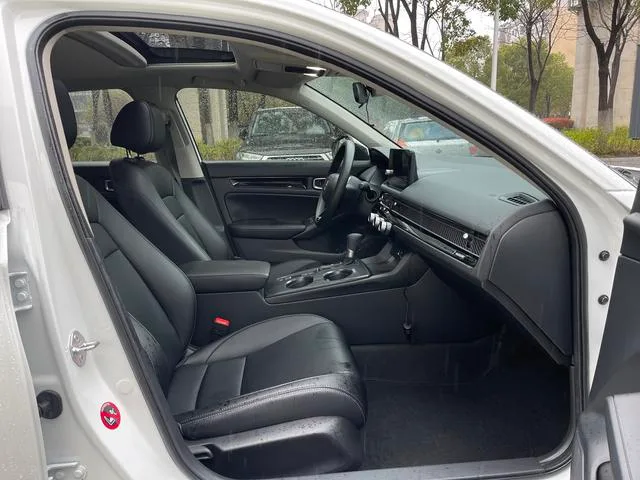 Honda Civic 2022 240TURBO CVT Dynamic Edition interior photo 14 Honda Civic 2022 240TURBO CVT Dynamic Edition interior photo 14