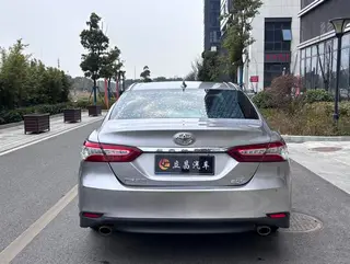 Toyota Camry 2023 2.0G Edición de lujo exterior foto 4