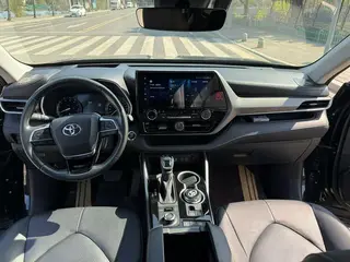 Toyota Highlander 2024 380T 4WD Premium Edition 7 Asiento interior foto 8