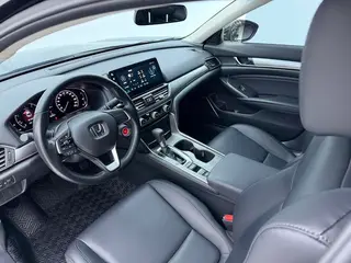 Honda Accord 2022 260TURBO Version de luxe extérieur photo 6 Honda Accord 2022 260TURBO Version de luxe extérieur photo 6