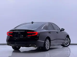 Honda Accord 2022 260TURBO Version de luxe intérieur photo 18 Honda Accord 2022 260TURBO Version de luxe intérieur photo 18