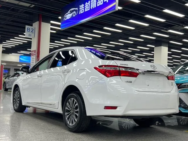 Toyota Corolla 2018 1.2T S-CVT GL-i Zhihui Edition China V interior photo 10 Toyota Corolla 2018 1.2T S-CVT GL-i Zhihui Edition China V interior photo 10
