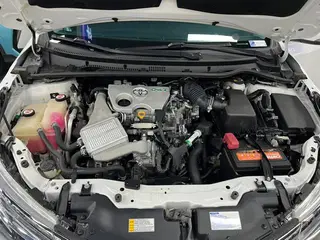 Toyota Corolla 2018 1.2T S-CVT GL-i Zhihui Edition China V interior photo 14 Toyota Corolla 2018 1.2T S-CVT GL-i Zhihui Edition China V interior photo 14