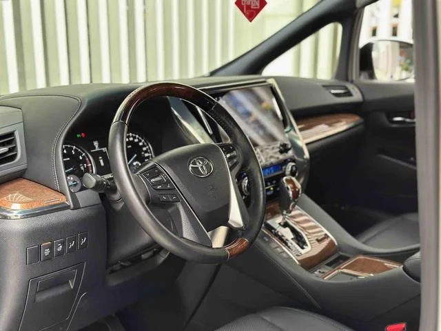 Toyota Alphard 2015 3.5L Premium Edition exterior photo 10 Toyota Alphard 2015 3.5L Premium Edition exterior photo 10