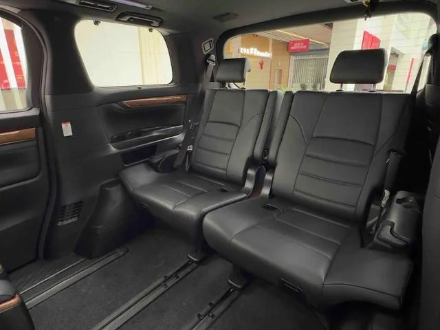 Toyota Alphard 2015 3.5L Premium Edition interior photo 16 Toyota Alphard 2015 3.5L Premium Edition interior photo 16