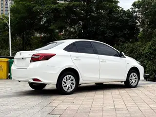 Toyota Vios 2022 1.5L CVT Création CARE Version intérieur photo 9 Toyota Vios 2022 1.5L CVT Création CARE Version intérieur photo 9