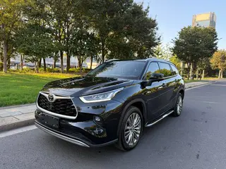Toyota Highlander 2022 380T Four-wheel drive deluxe edition 7 seat