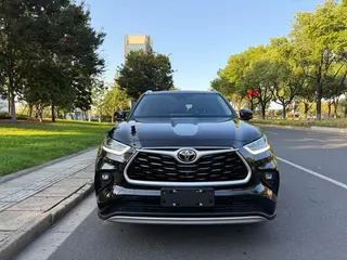 Toyota Highlander 2022 380T Edición de lujo con tracción en las cuatro ruedas 7 Asiento exterior foto 2