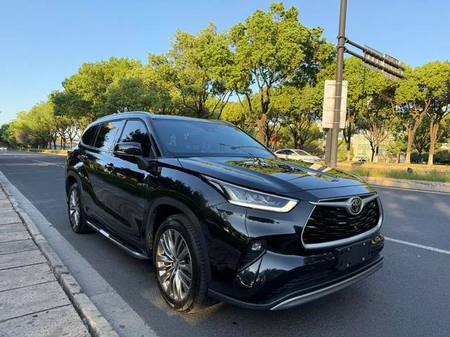 Toyota Highlander 2022 380T Edición de lujo con tracción en las cuatro ruedas 7 Asiento exterior foto 3