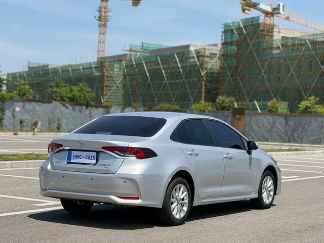 Toyota Corolla 2021 1.2T S-CVT Version de luxe intérieur photo 20 Toyota Corolla 2021 1.2T S-CVT Version de luxe intérieur photo 20