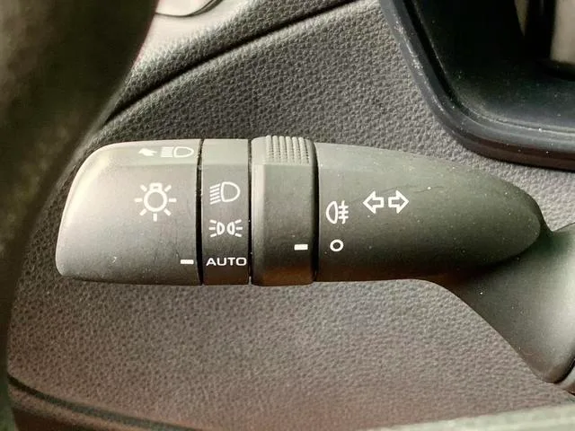 Toyota Corolla Cross 2022 2.0L Pioneer Edition interior photo 10 Toyota Corolla Cross 2022 2.0L Pioneer Edition interior photo 10