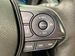 Toyota Corolla Cross 2022 2.0L Pioneer Edition interior photo 11 Toyota Corolla Cross 2022 2.0L Pioneer Edition interior photo 11