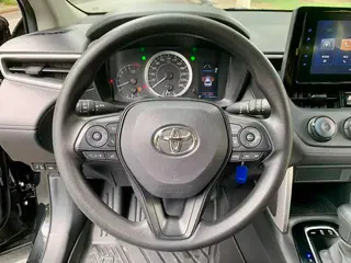 Toyota Corolla Cross 2022 2.0L Pioneer Edition interior photo 13 Toyota Corolla Cross 2022 2.0L Pioneer Edition interior photo 13