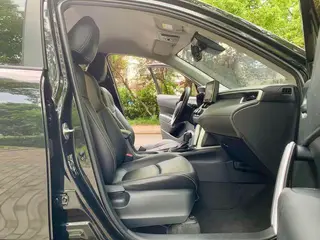 Toyota Corolla Cross 2022 2.0L Pioneer Edition interior photo 15 Toyota Corolla Cross 2022 2.0L Pioneer Edition interior photo 15