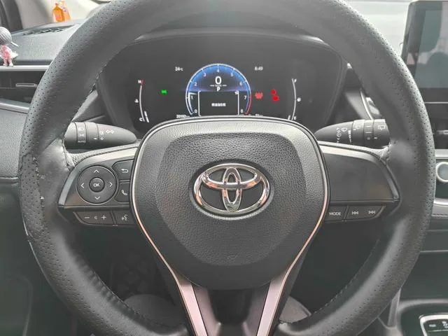 Toyota Frontlander 2023 2.0L CVT Elite Edition interior photo 9 Toyota Frontlander 2023 2.0L CVT Elite Edition interior photo 9