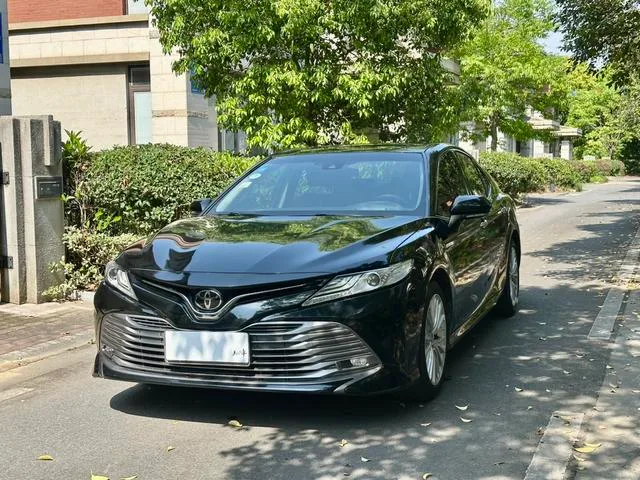 Toyota Camry 2019 2.5G Luxury Edition Country VI exterior photo 1 Toyota Camry 2019 2.5G Luxury Edition Country VI exterior photo 1
