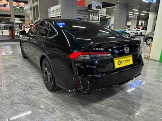 Honda Inspire 2024 260TURBO Elite Edition exterior photo 6
