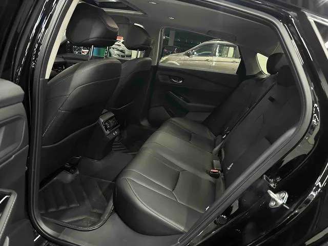 Honda Inspire 2024 260TURBO Elite Edition interior photo 8