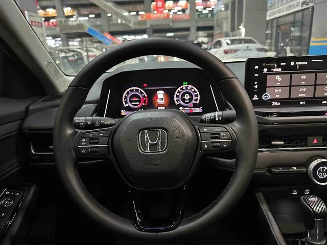 Honda Inspire 2024 260TURBO Elite Edition interior photo 10