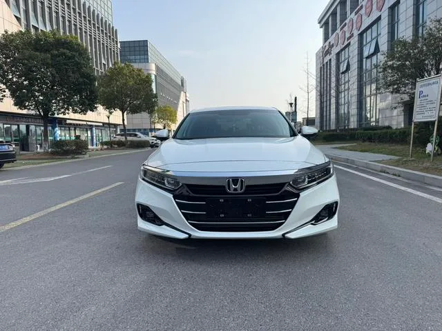Honda Accord 2022 260TURBO Luxury Edition exterior photo 3 Honda Accord 2022 260TURBO Luxury Edition exterior photo 3