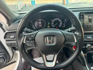 Honda Accord 2022 260TURBO Luxury Edition interior photo 12 Honda Accord 2022 260TURBO Luxury Edition interior photo 12
