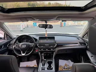 Honda Accord 2022 260TURBO Luxury Edition interior photo 15 Honda Accord 2022 260TURBO Luxury Edition interior photo 15