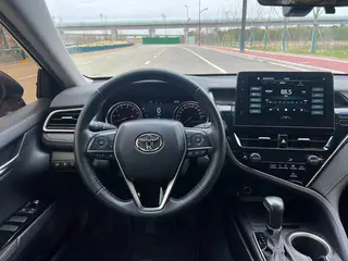 Toyota Camry 2023 2.0G Luxury Edition interior photo 13 Toyota Camry 2023 2.0G Luxury Edition interior photo 13