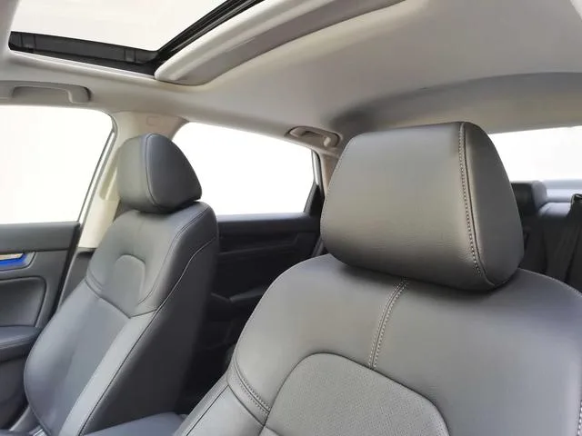 Honda Integra 2023 240TURBO CVT Edición de lujo interior foto 15 Honda Integra 2023 240TURBO CVT Edición de lujo interior foto 15