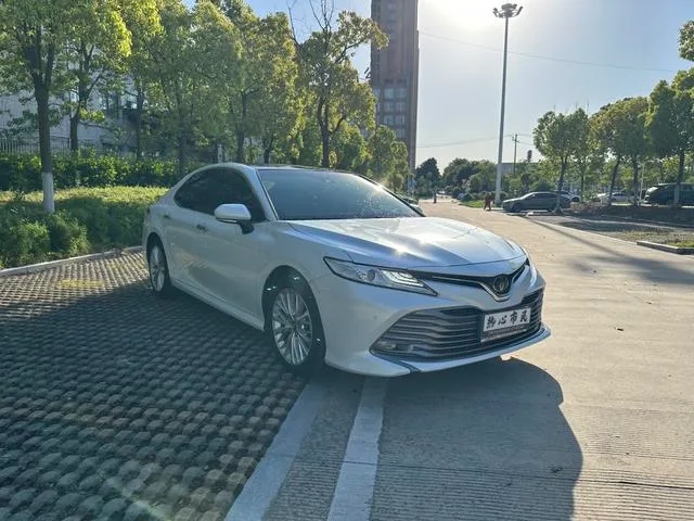 Toyota Camry 2019 Restyling 2.5G Luxury Edition exterior photo 3 Toyota Camry 2019 Restyling 2.5G Luxury Edition exterior photo 3