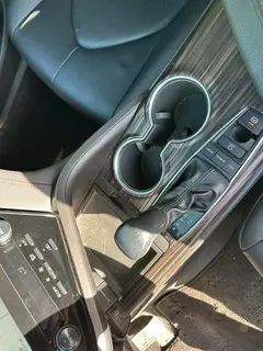 Toyota Camry 2019 Restyling 2.5G Luxury Edition interior photo 17 Toyota Camry 2019 Restyling 2.5G Luxury Edition interior photo 17