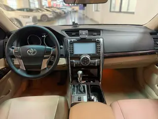 Toyota Reiz 2012 2.5V Brilliancy Elite Dazzling Edition interior photo 7 Toyota Reiz 2012 2.5V Brilliancy Elite Dazzling Edition interior photo 7