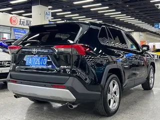 Toyota RAV4 2021 2.0L CVT Two-drive fashion Plus version interior photo 10 Toyota RAV4 2021 2.0L CVT Two-drive fashion Plus version interior photo 10