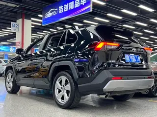 Toyota RAV4 2021 2.0L CVT Two-drive fashion Plus version interior photo 12 Toyota RAV4 2021 2.0L CVT Two-drive fashion Plus version interior photo 12