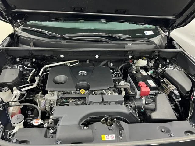Toyota RAV4 2021 2.0L CVT Two-drive fashion Plus version interior photo 14 Toyota RAV4 2021 2.0L CVT Two-drive fashion Plus version interior photo 14